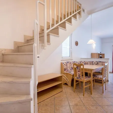 Apartment Damir & Gordana Baska (Krk)