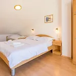 Damir & Gordana Apartment *
